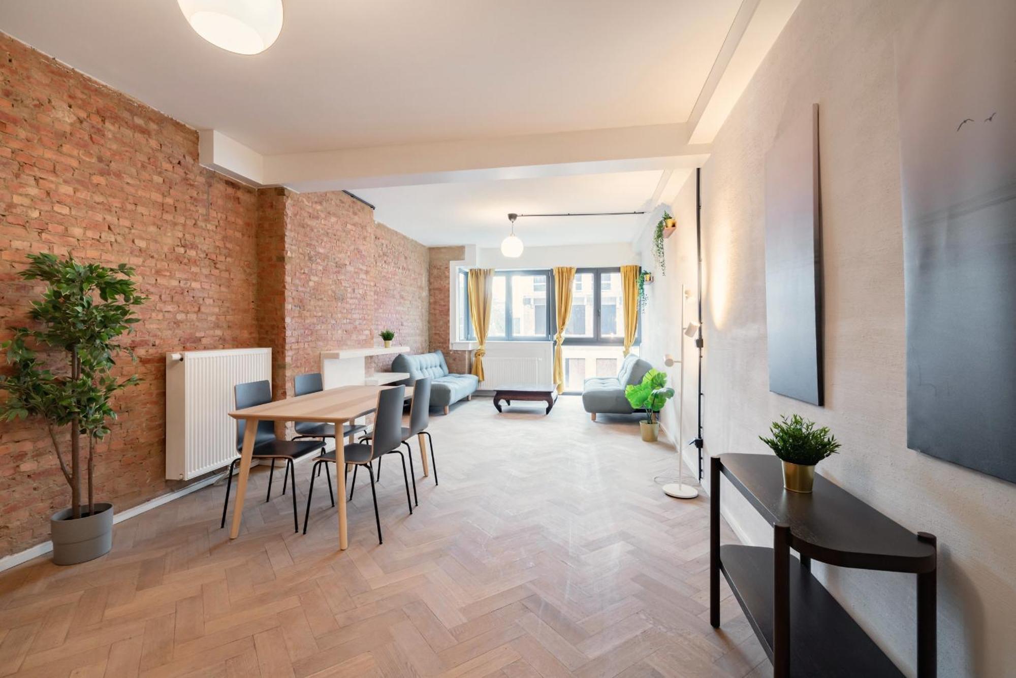 Charming And Spacious Apartments In The Heart Of Amberes Exterior foto